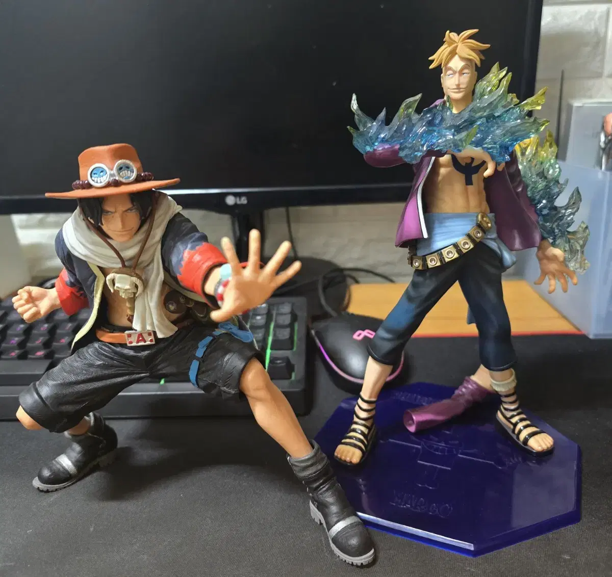 ONEPIECE Figures POPMARCO+KING OA ACE