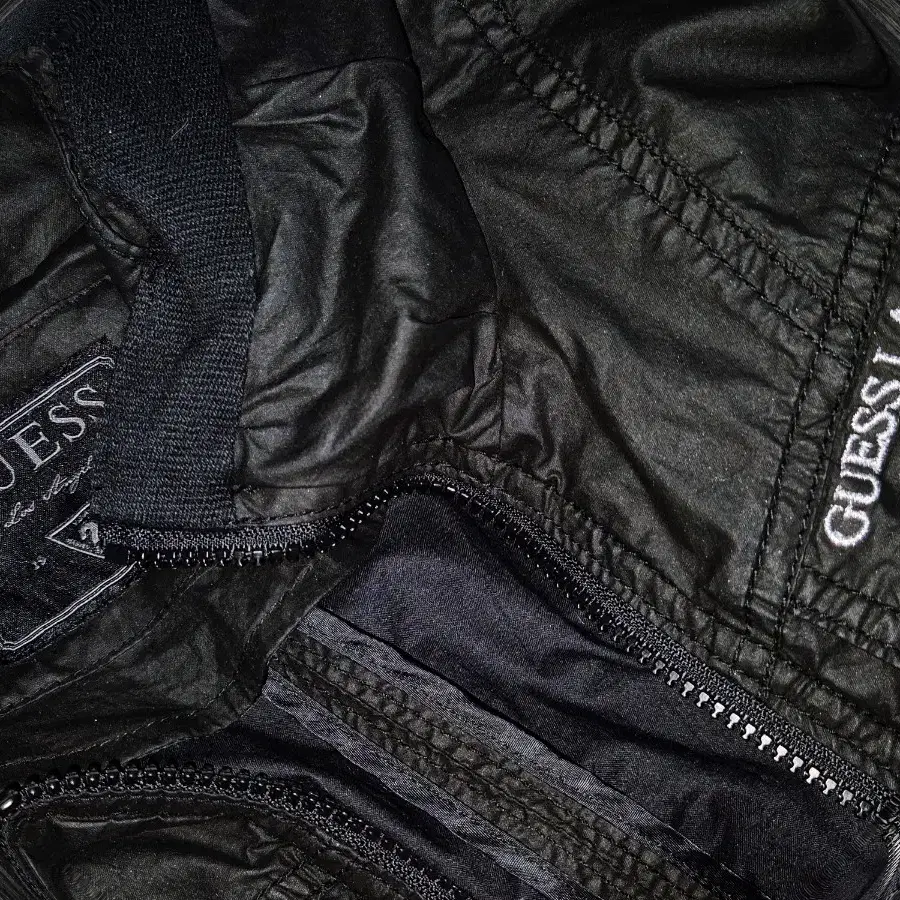 GUESS y2k Black zip-up