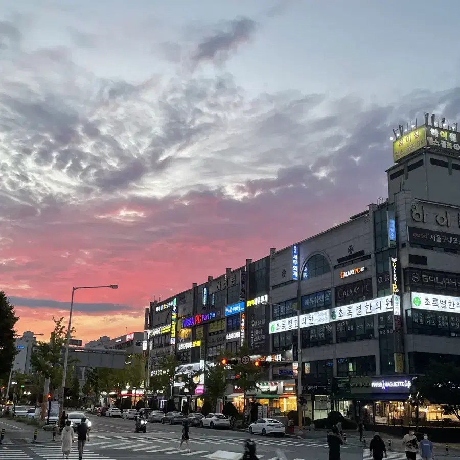 명품 최고가 매입 루이비통,디올,몽클레어,에르메스,셀린느