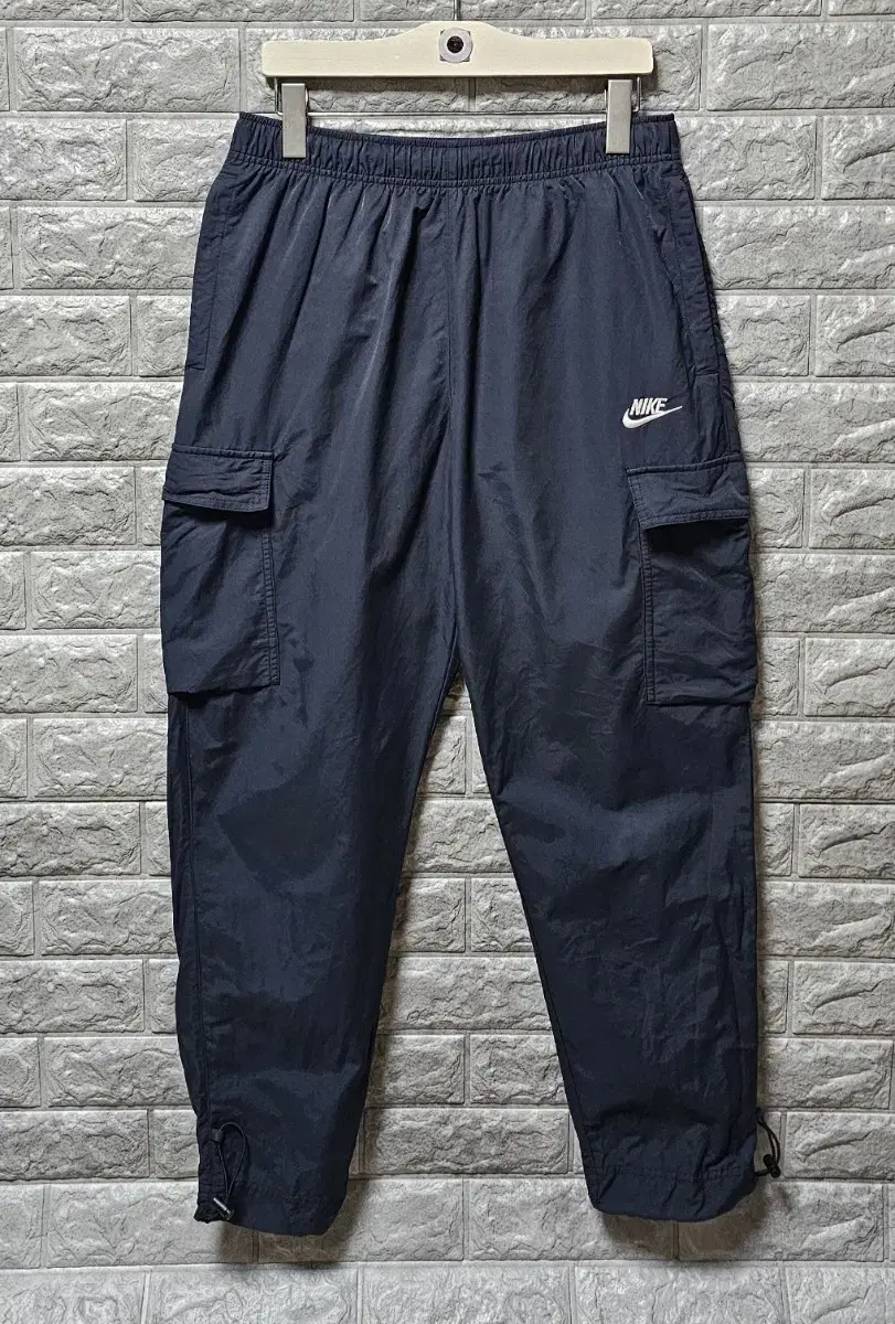 Nike Cargo Pants M