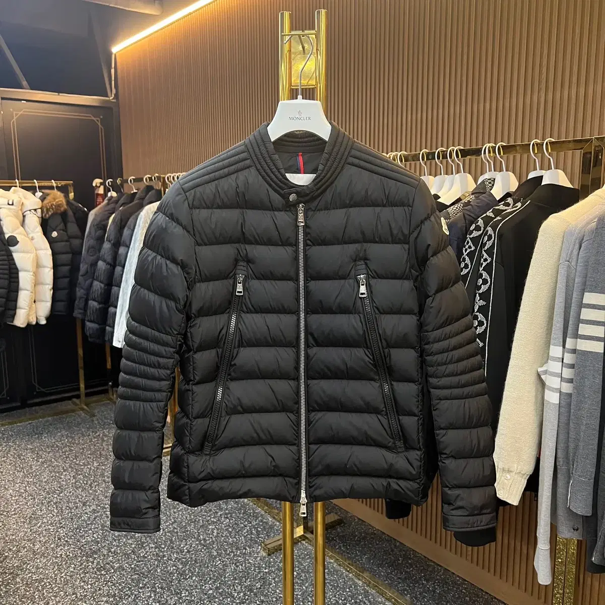 DAWN Suwon / Moncler Amio Padding 4size