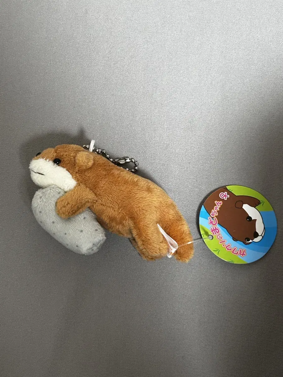 Japanese classic vintage doll sea otter peek-a-boo tiny animal doll keyring