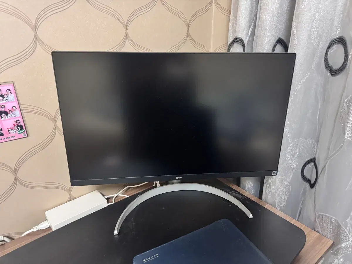 LG 4K UHD Monitor (27UP850)