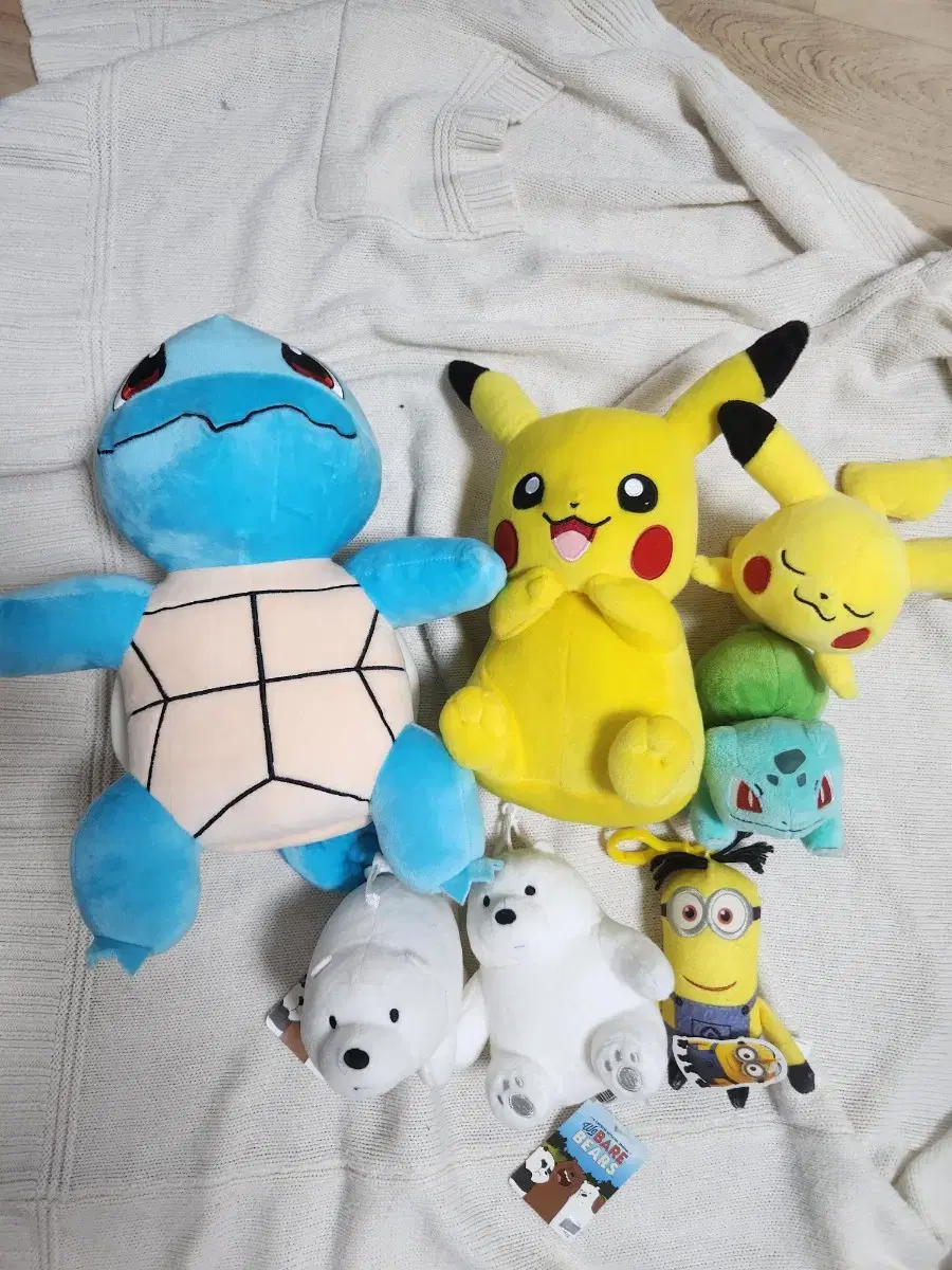 Pokémon, Minions, and Ice Bear doll Keyrings