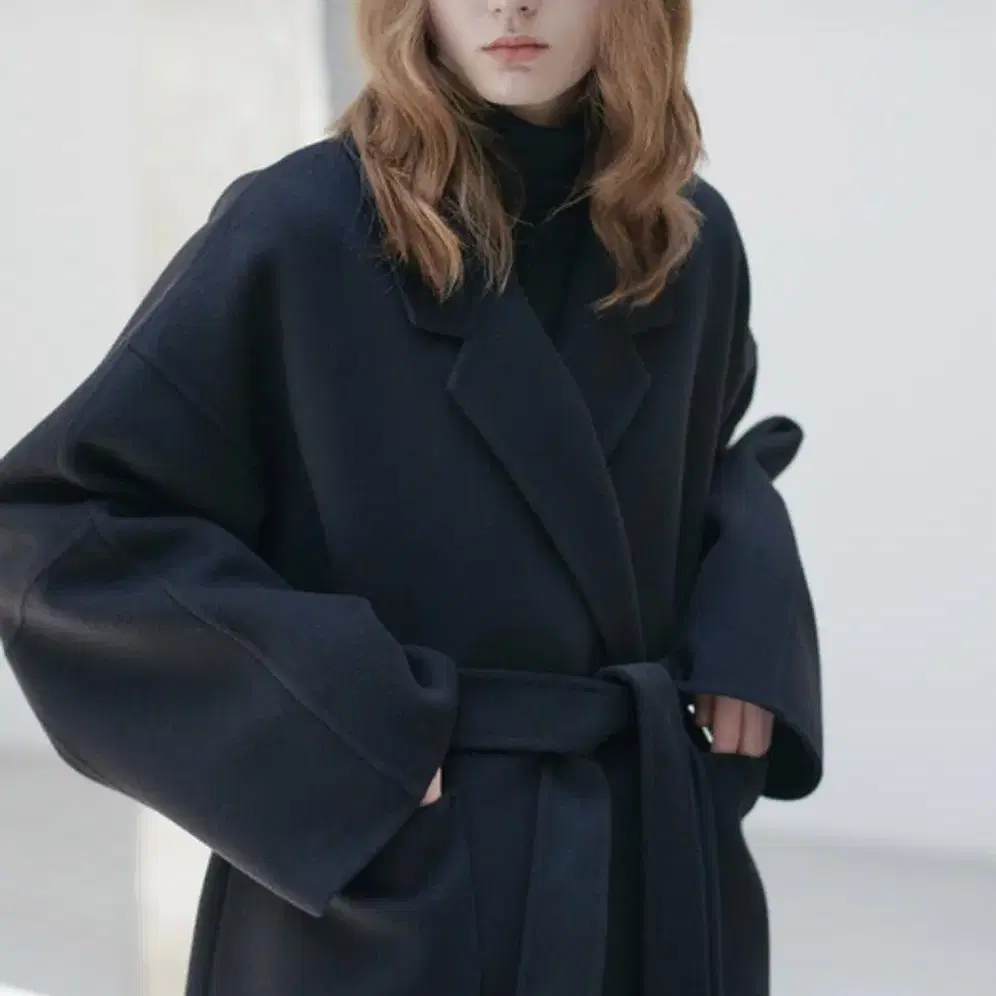 닐바이피 23FN roomy handmade coat 검정 코트