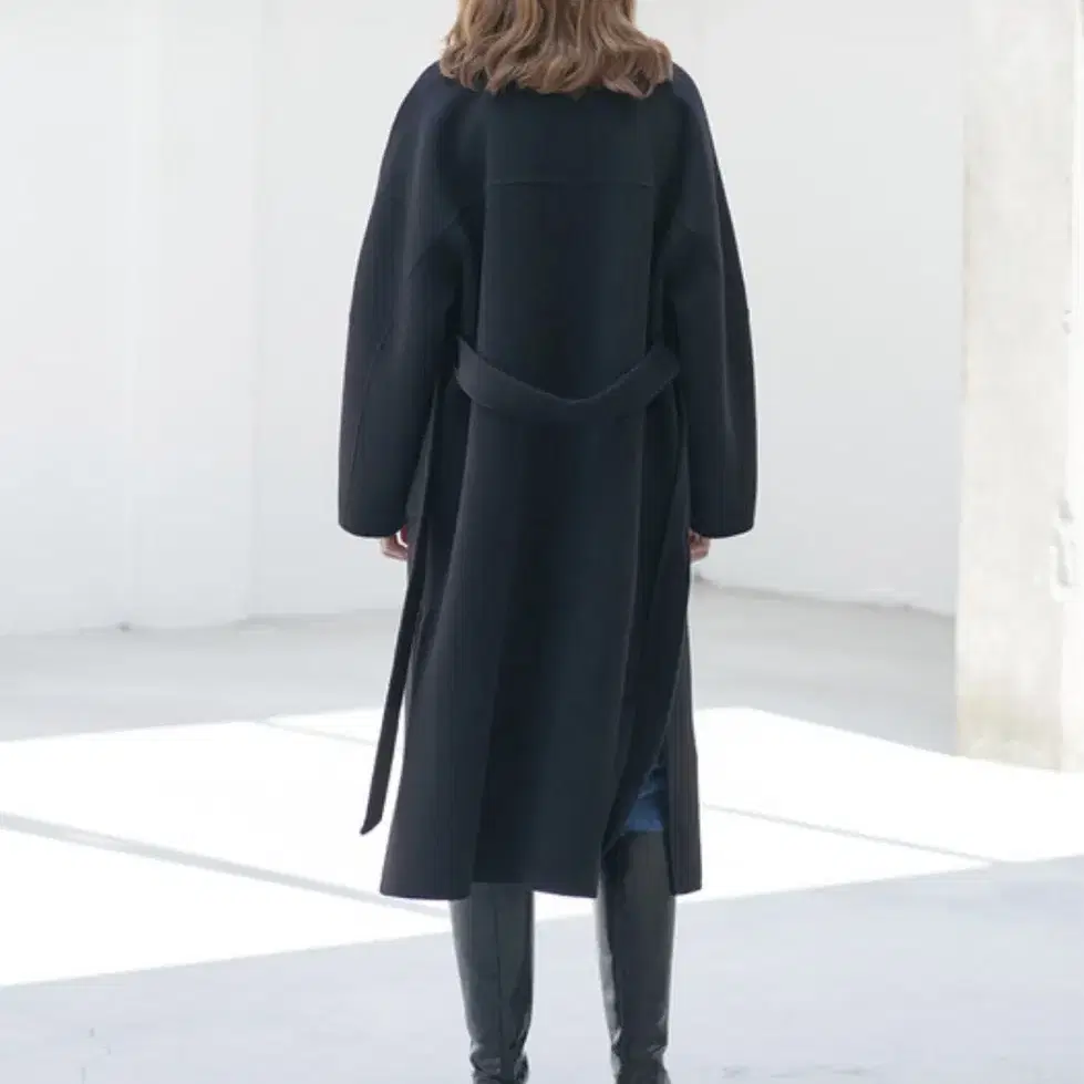 닐바이피 23FN roomy handmade coat 검정 코트