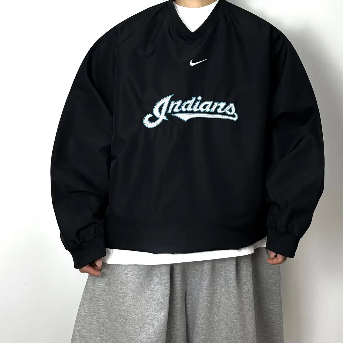 Nike Big Logo 90s Unmade Old School Overfit Warm Up