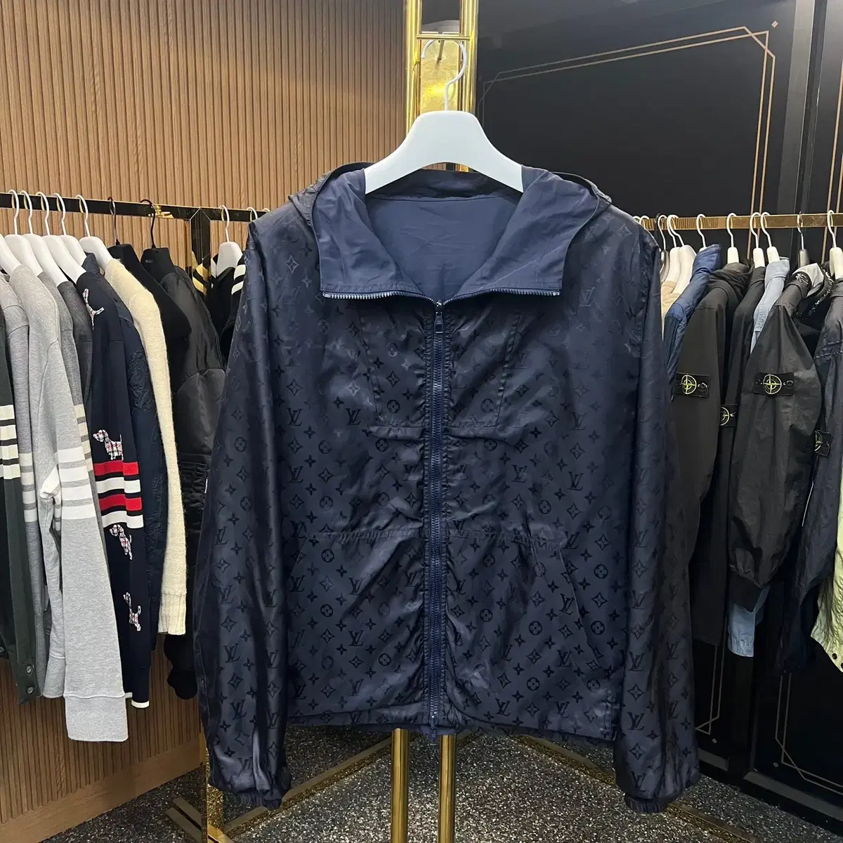 DAWN Suwon / Louis Vuitton Reversible Windbreaker 54size