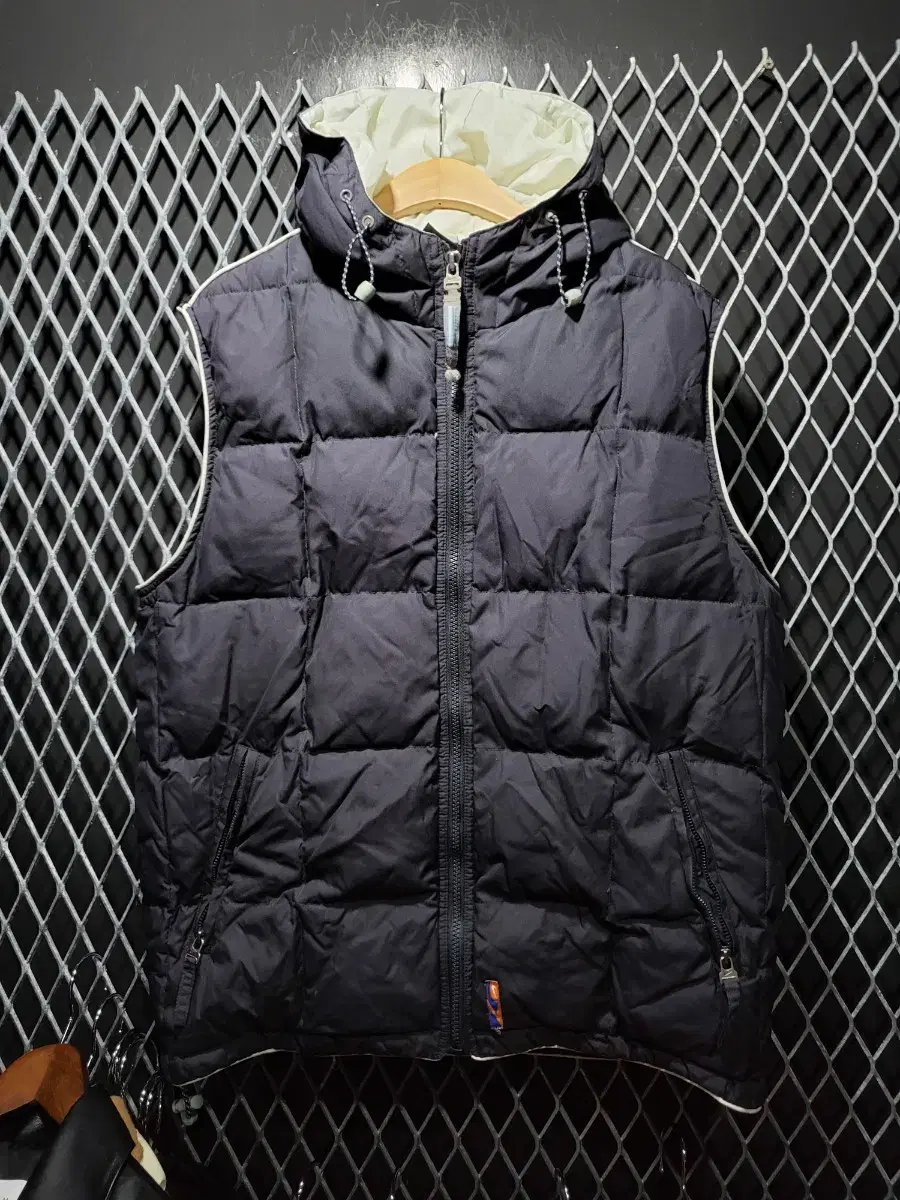 Nike Old School Padded Vest