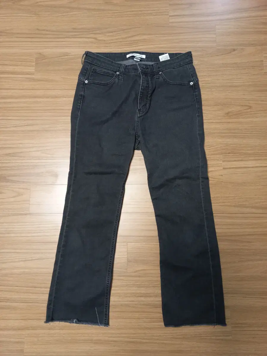 [29] Calvin Klein Women's Bootcut Spandex Pants