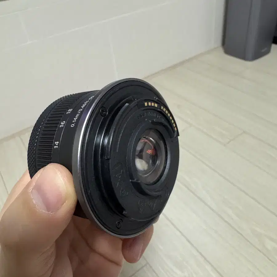 캐논 rf-s 10-18mm f4.5-6.3 is stm (직거래만)