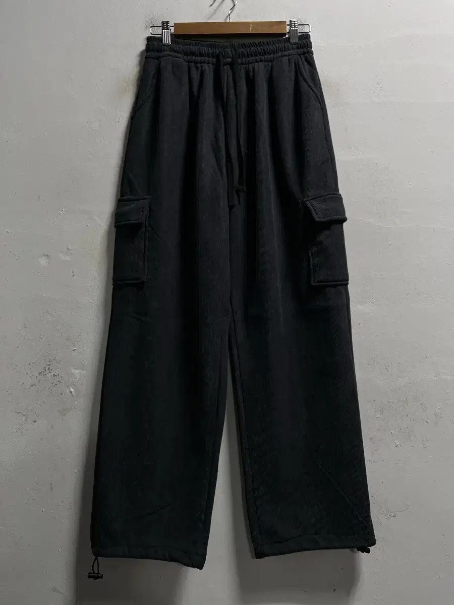 30-32 Charcoal Corduroy Golden Guipure Spandex Cargo Banded Wide-legged String Pants