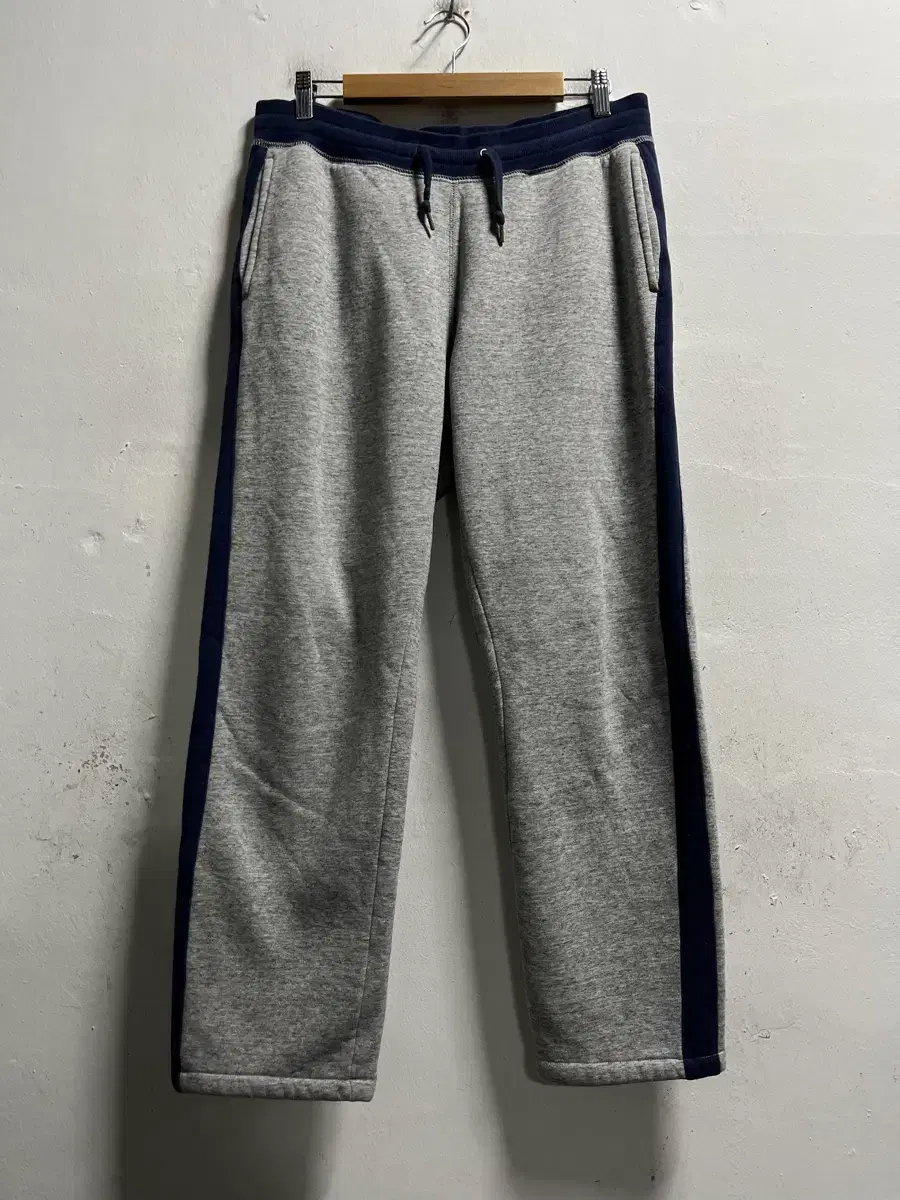 32-33 Uniqlo Fleece Puffy Brushed Sweatbanded Pants Pants Genuine