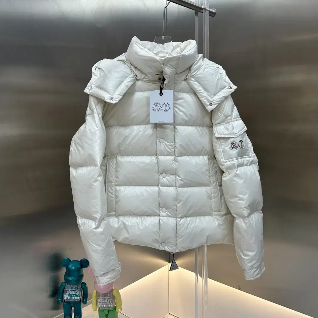 Moncler Men's Winter White Hooded Jacket Coat Padded