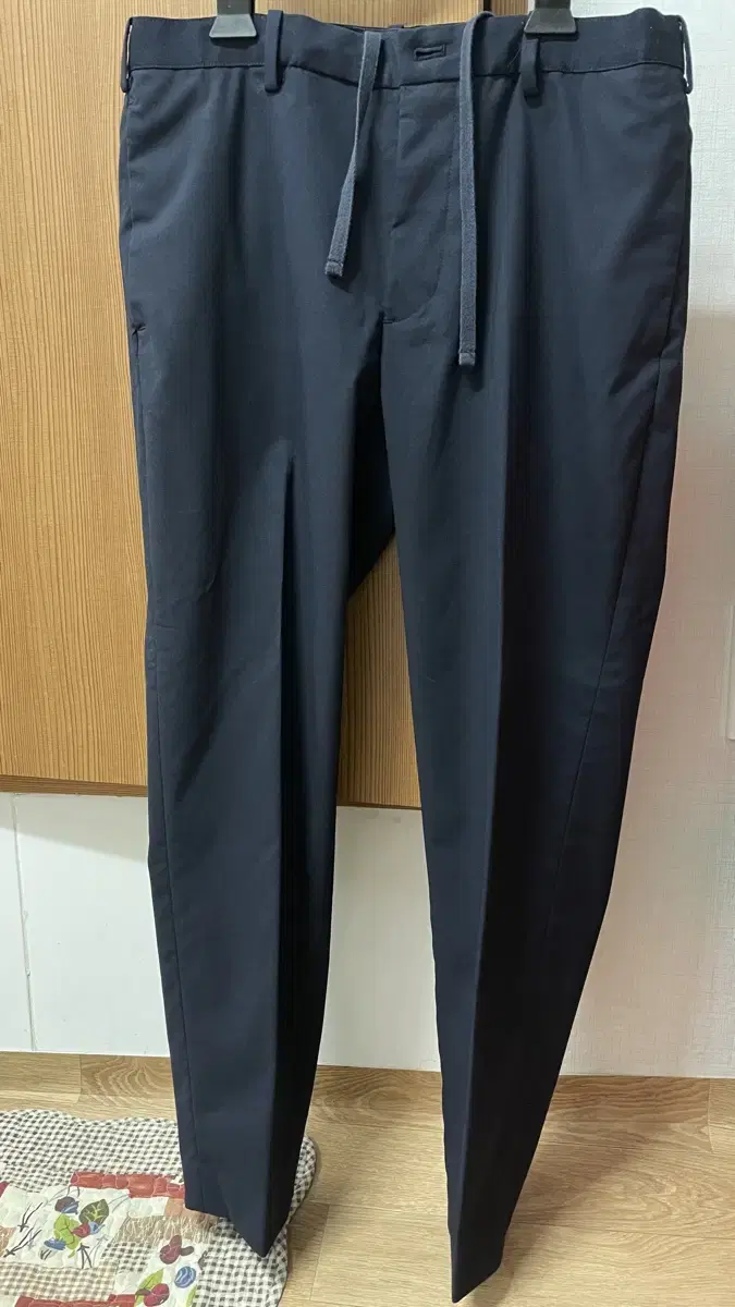 UNIQLO Ankle Pants