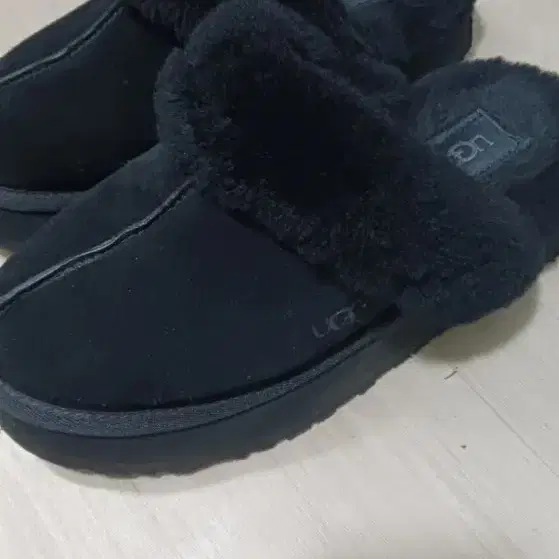 미국 UGG 디스케트 240