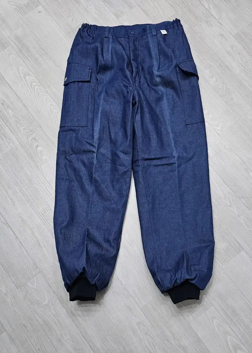 cargo.inquilting.han.jo.jogger.pants.man32.completely.new