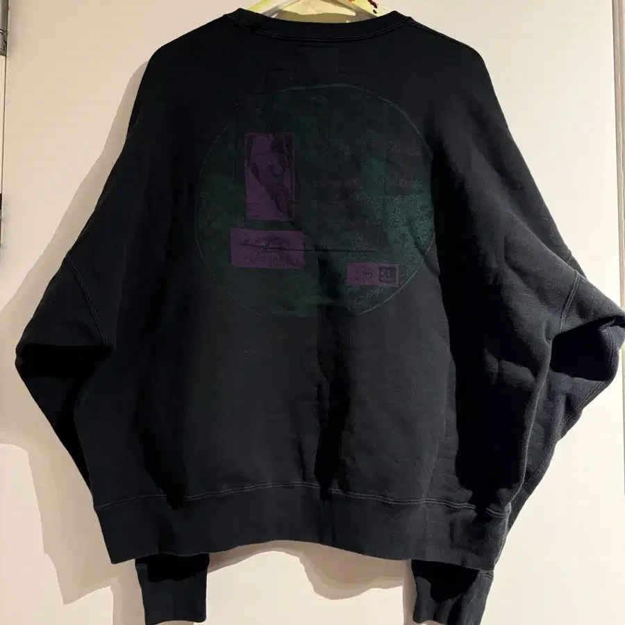 CAV EMPT 카브엠트 맨투맨