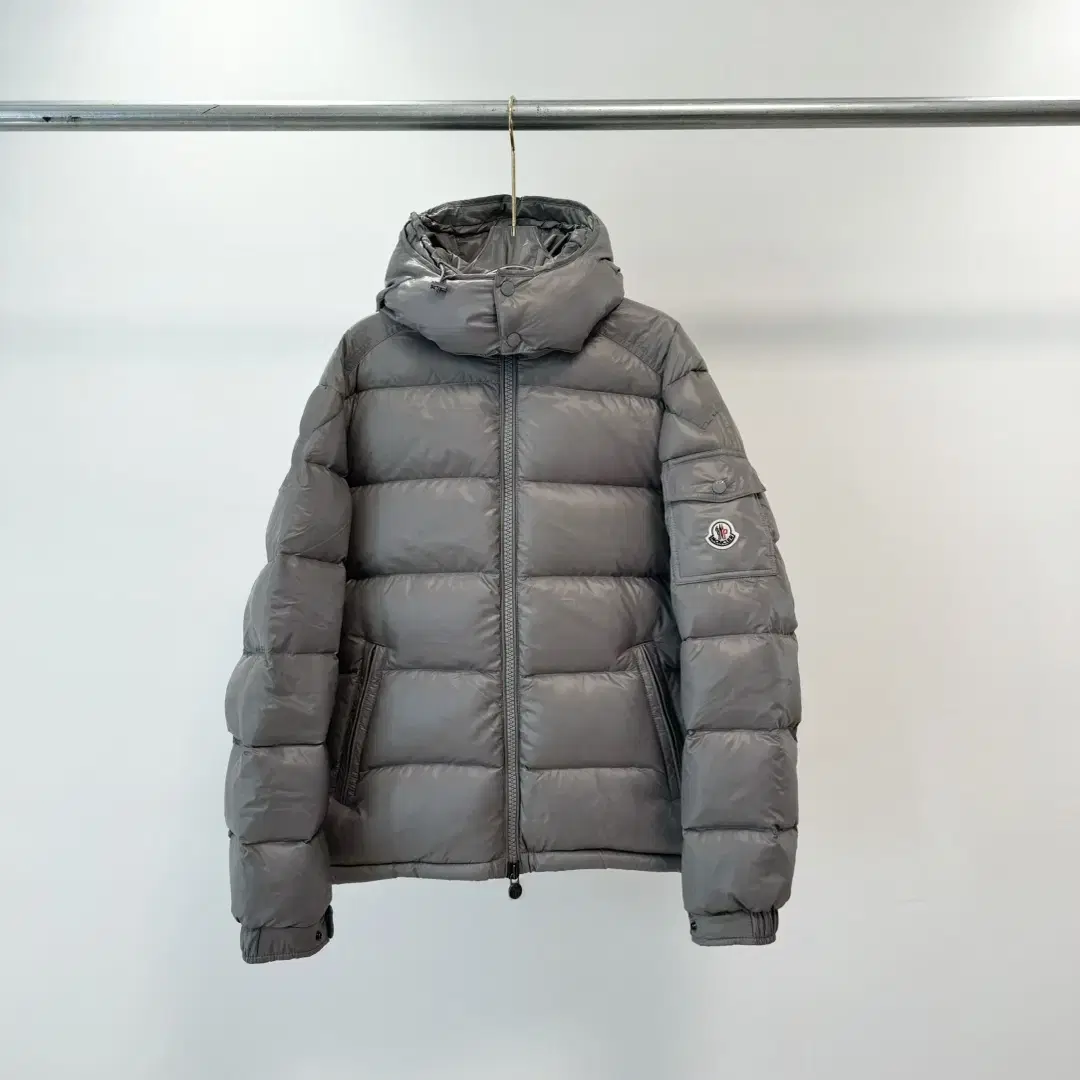 Moncler Men's Winter maya Short Down Jacket Parka Padded Gray