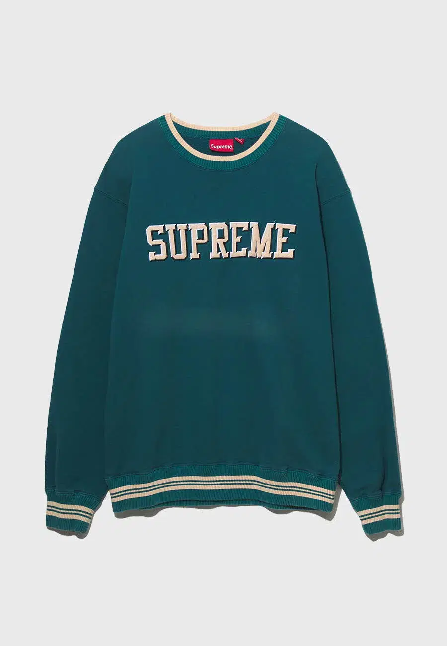 SUPREME sweat shirt