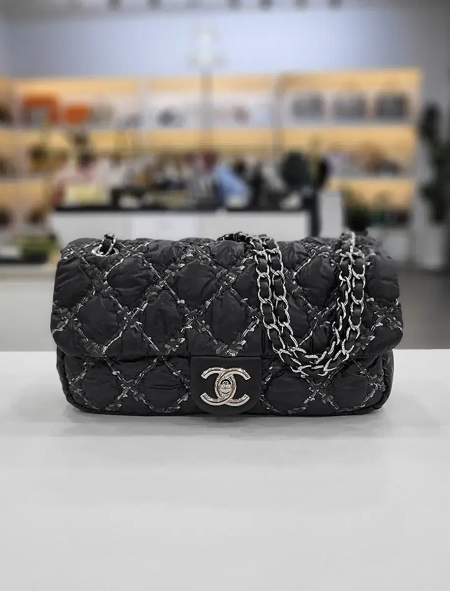 Chanel Bubble Wide Stitching Silver Chain Shoulder Bag