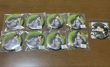 진격의 거인 카라움 캔뱃지 리바이