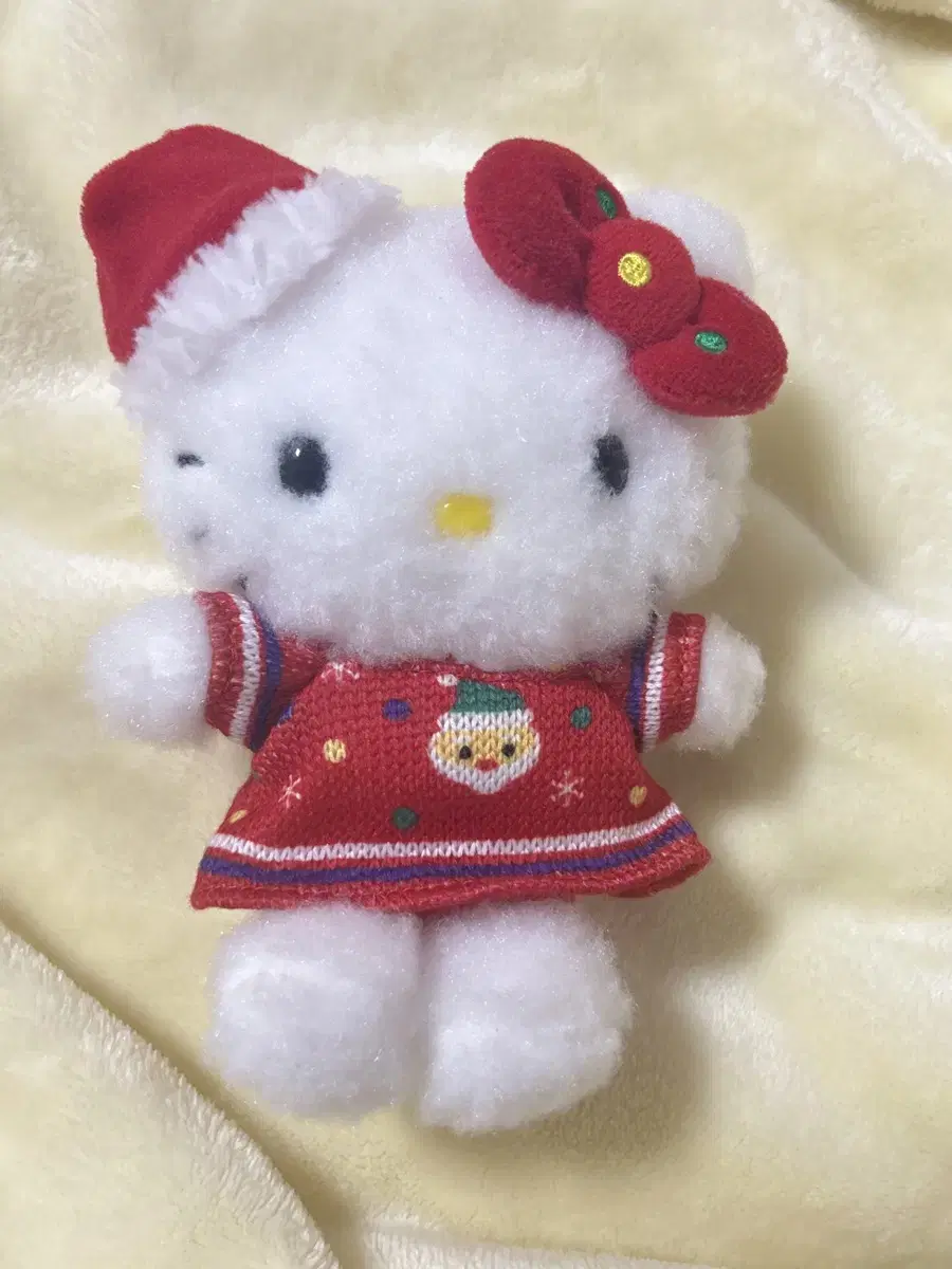 2022 Sanrio Christmas Kitty Classic Doll