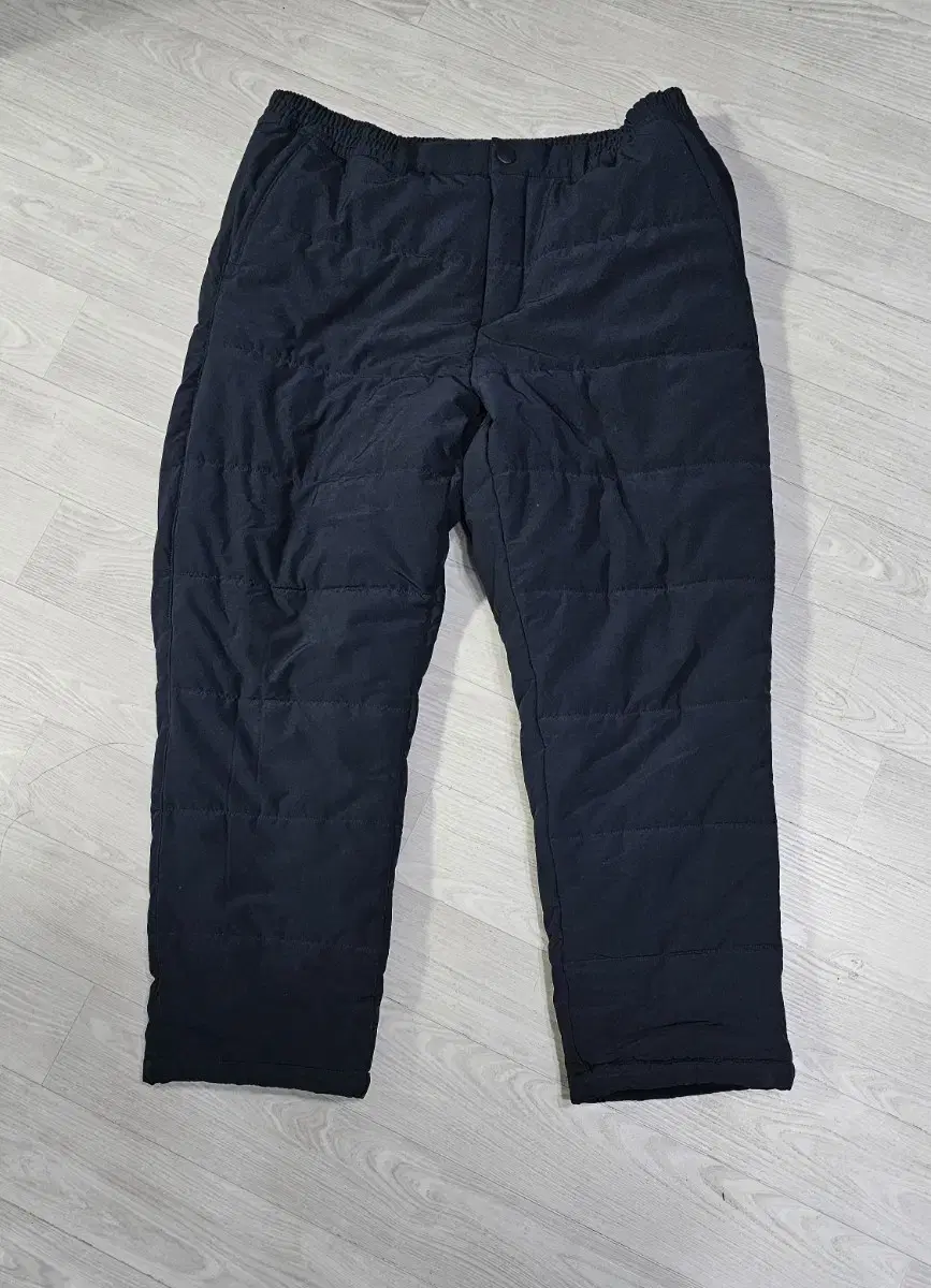 Big.quilted.padded.pants.with.sidebanding.men's36navy.almost-new