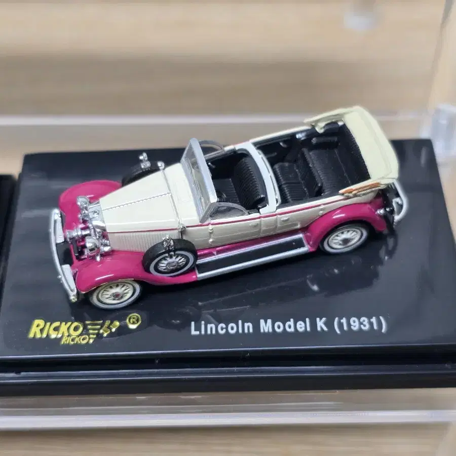 1:87 Lincoln Model K(1931) 크림핑크