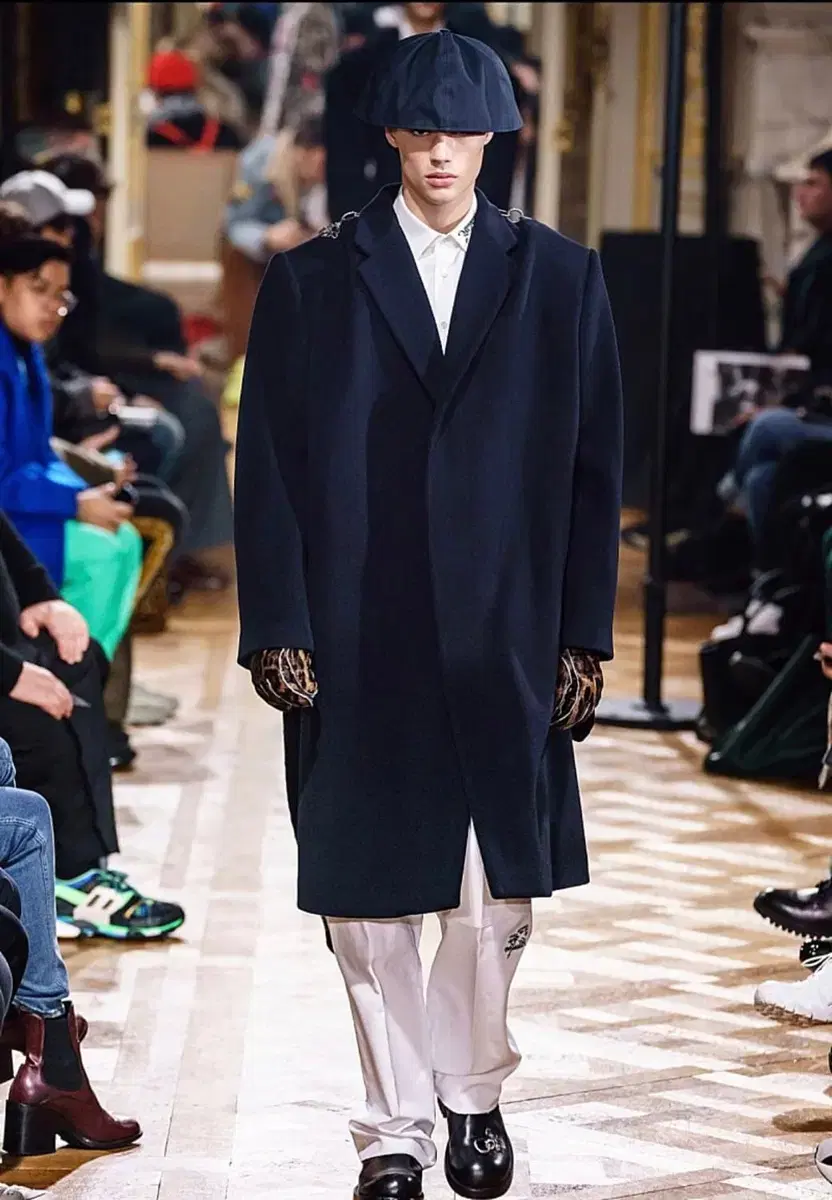 [46] Raf Simons FW19 Ring Coat