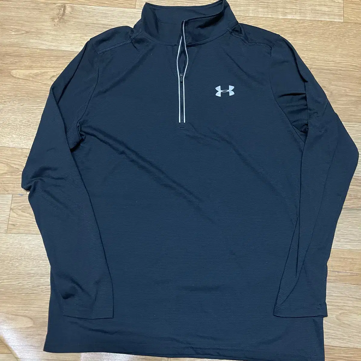 Under Armour Heatgear Running Performance Half-Zip Long Sleeve 105 size 105