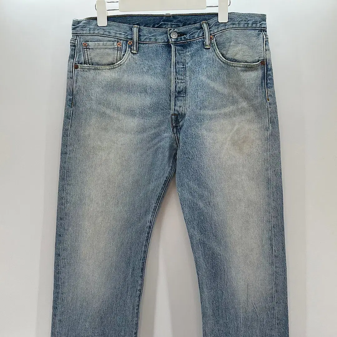 (34")Vintage Levi's 501 Jeans LE385