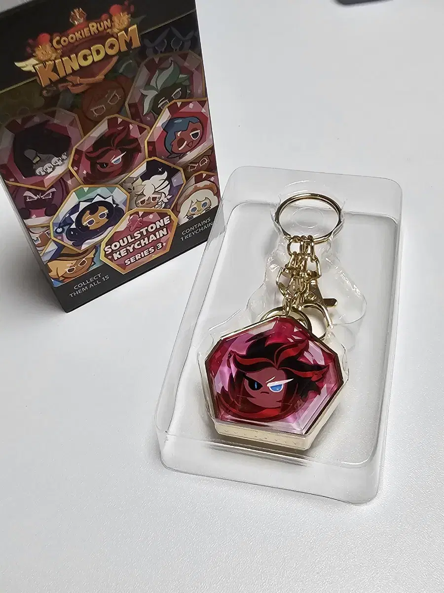 Velvet Cake Flavored Cookie Keyring (Cookie Run King Dunk Soulstone Keyring)