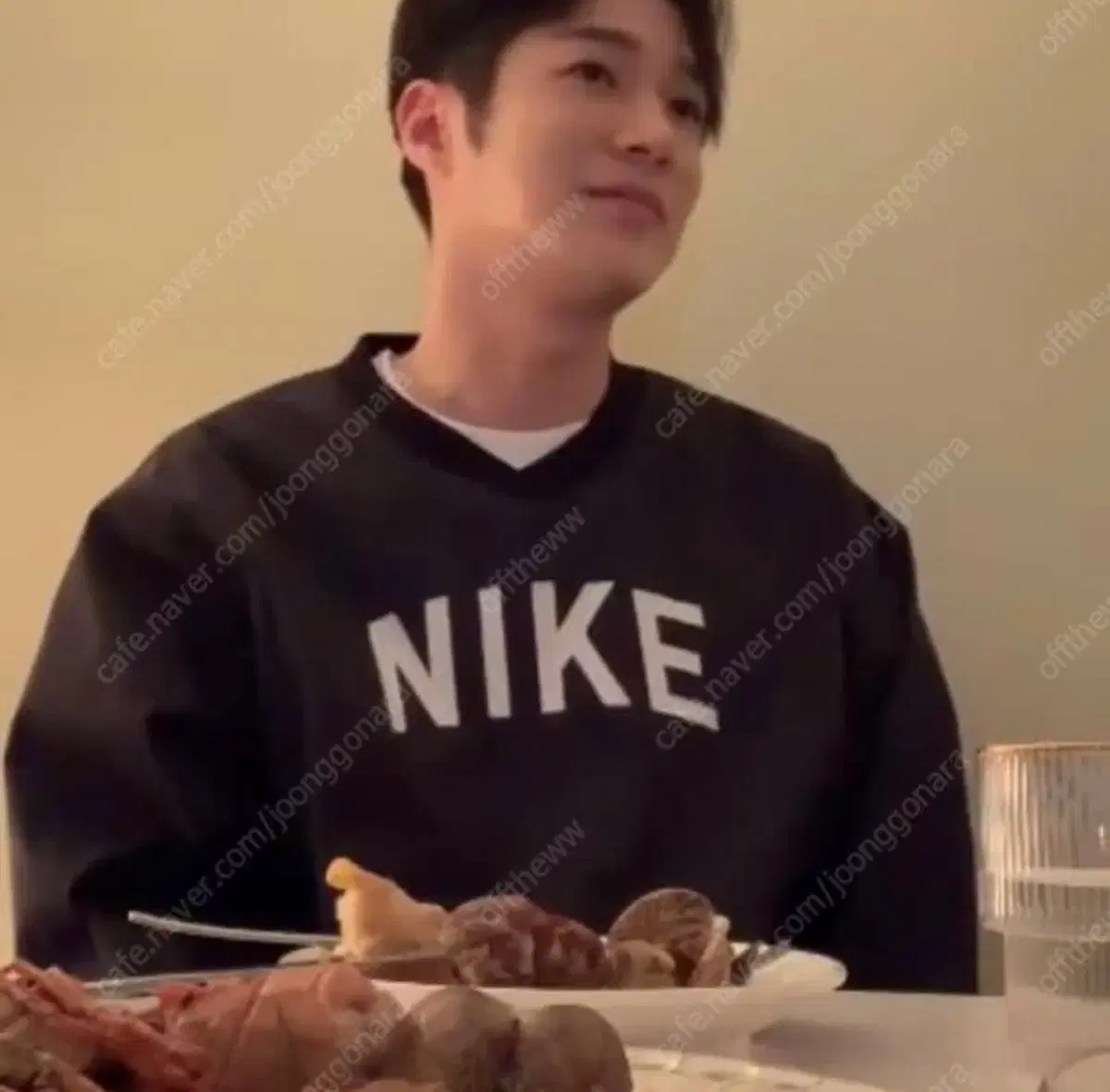 Kim Hyunwoo Nike SB Warm Up Top L