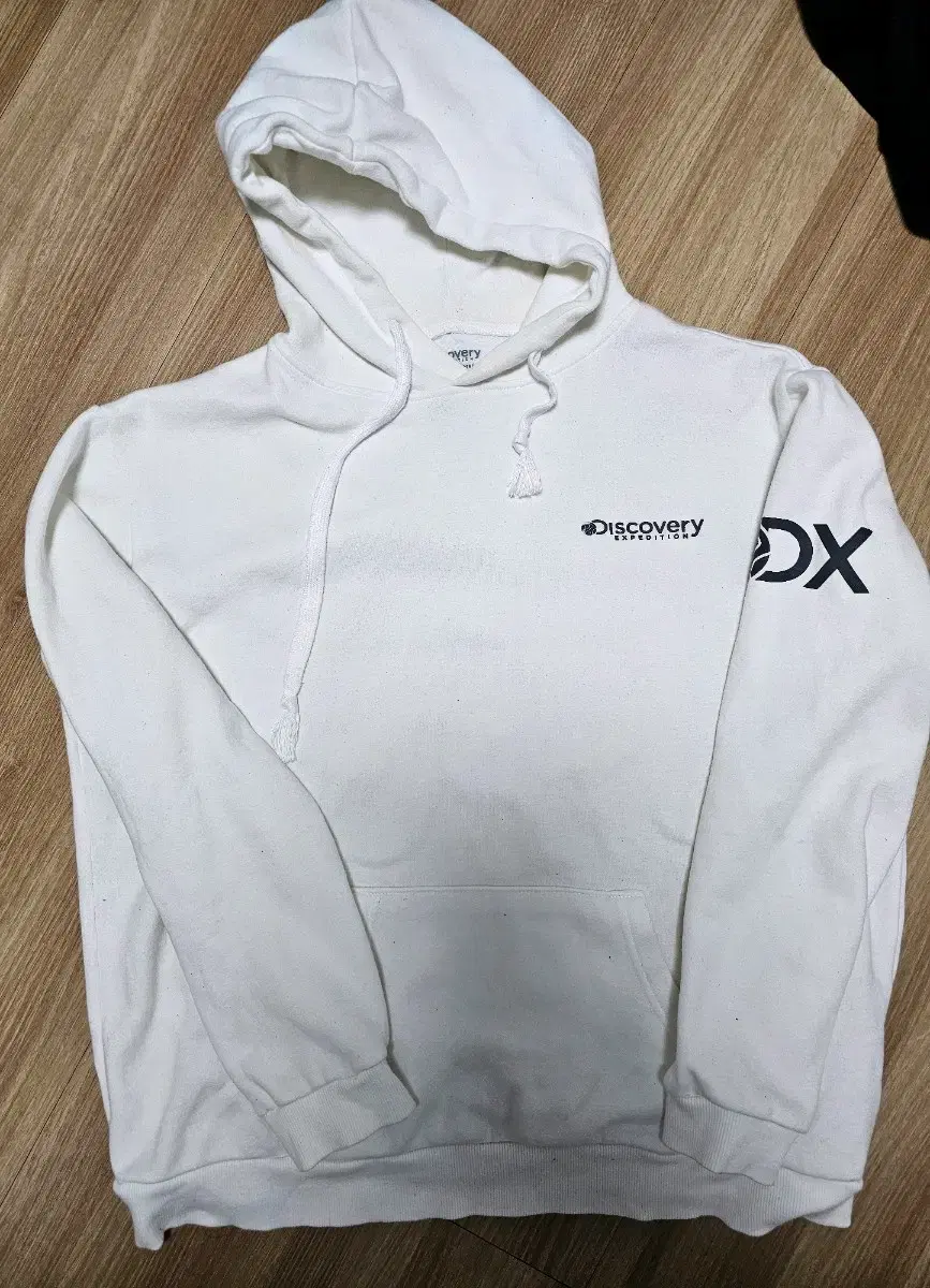 Discovery Hoodie Ivory Size 110 Selling