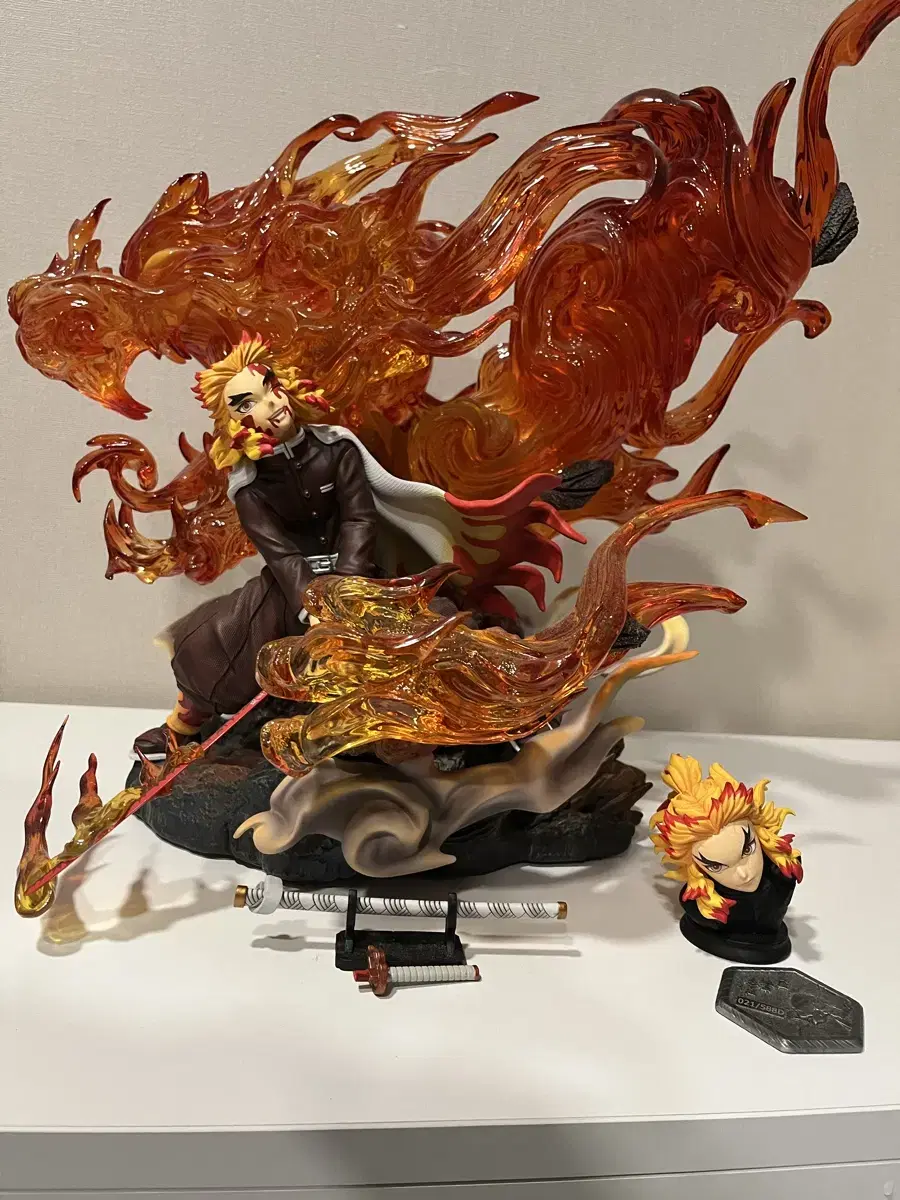 Demon Slayer Niren Rengoku Akaza Resin Statue