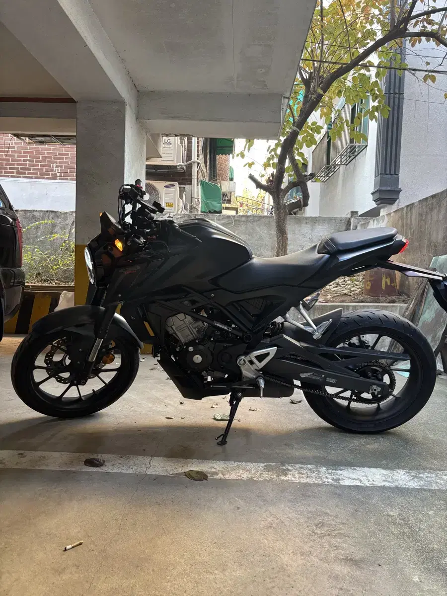 Cb125r 23년식 매트블랙