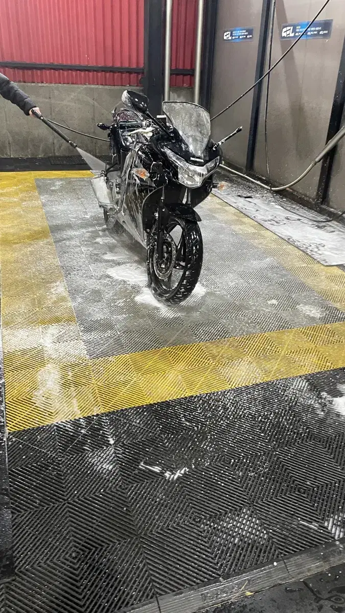 cbr125 팝니다