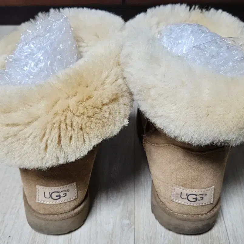 UGG 부츠