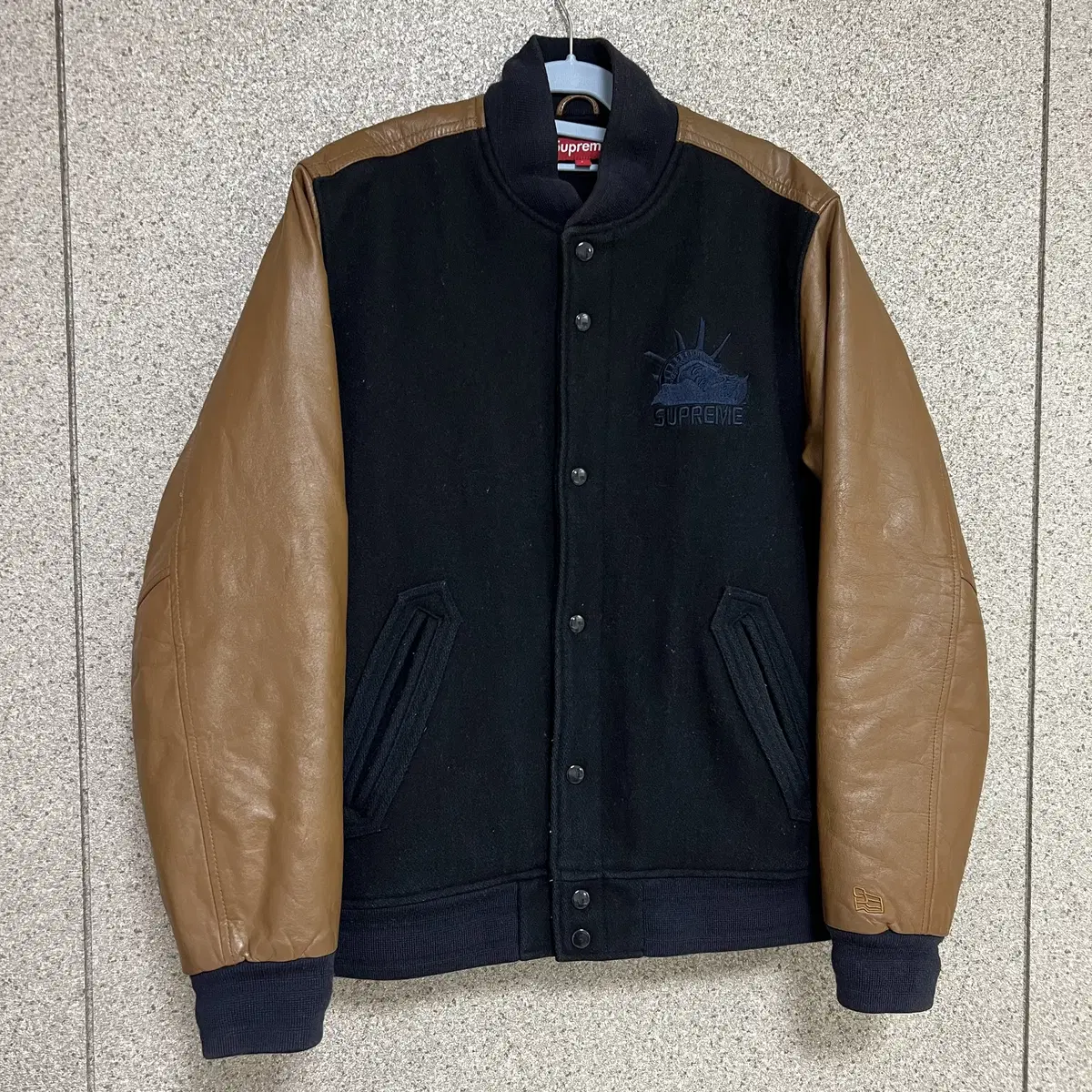 [L] Supreme 07AW Statue of Liberty Varsity Jacket Navy Brown