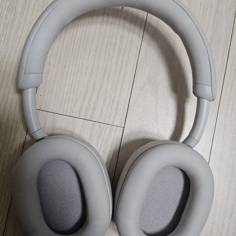 소니 sony WH-1000XM5 실버 헤드폰