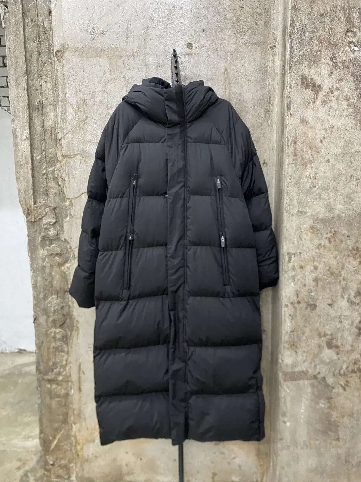 Jeep Goose Long Padded Jacket Size 100 Estimated