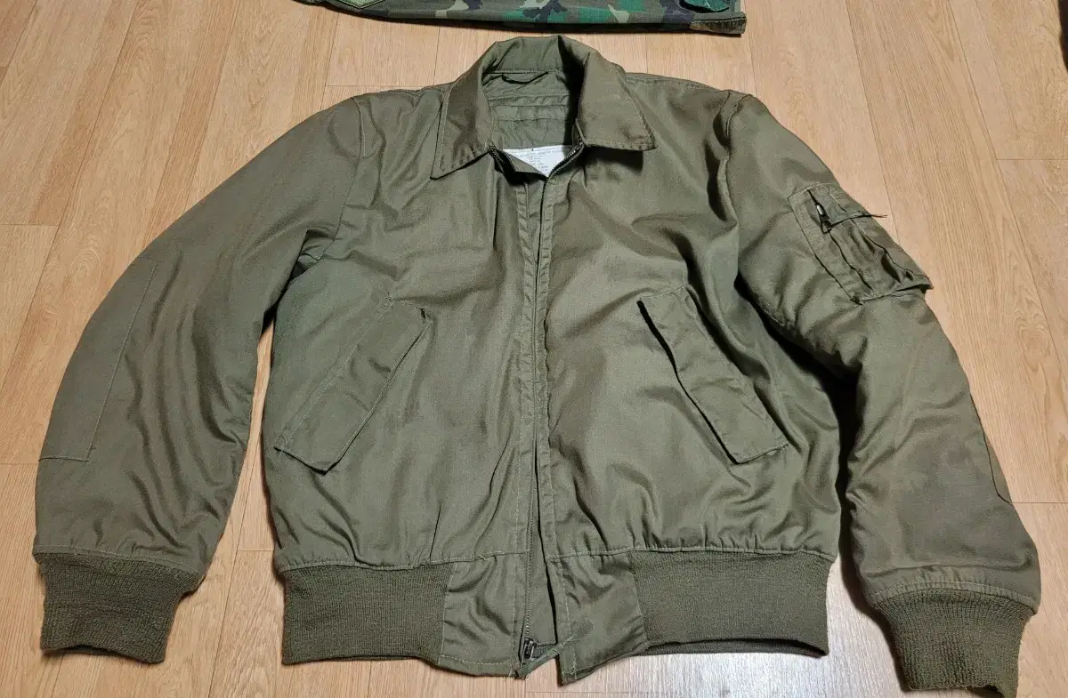 US Army Tangerine Jacket (Medium Long/100)