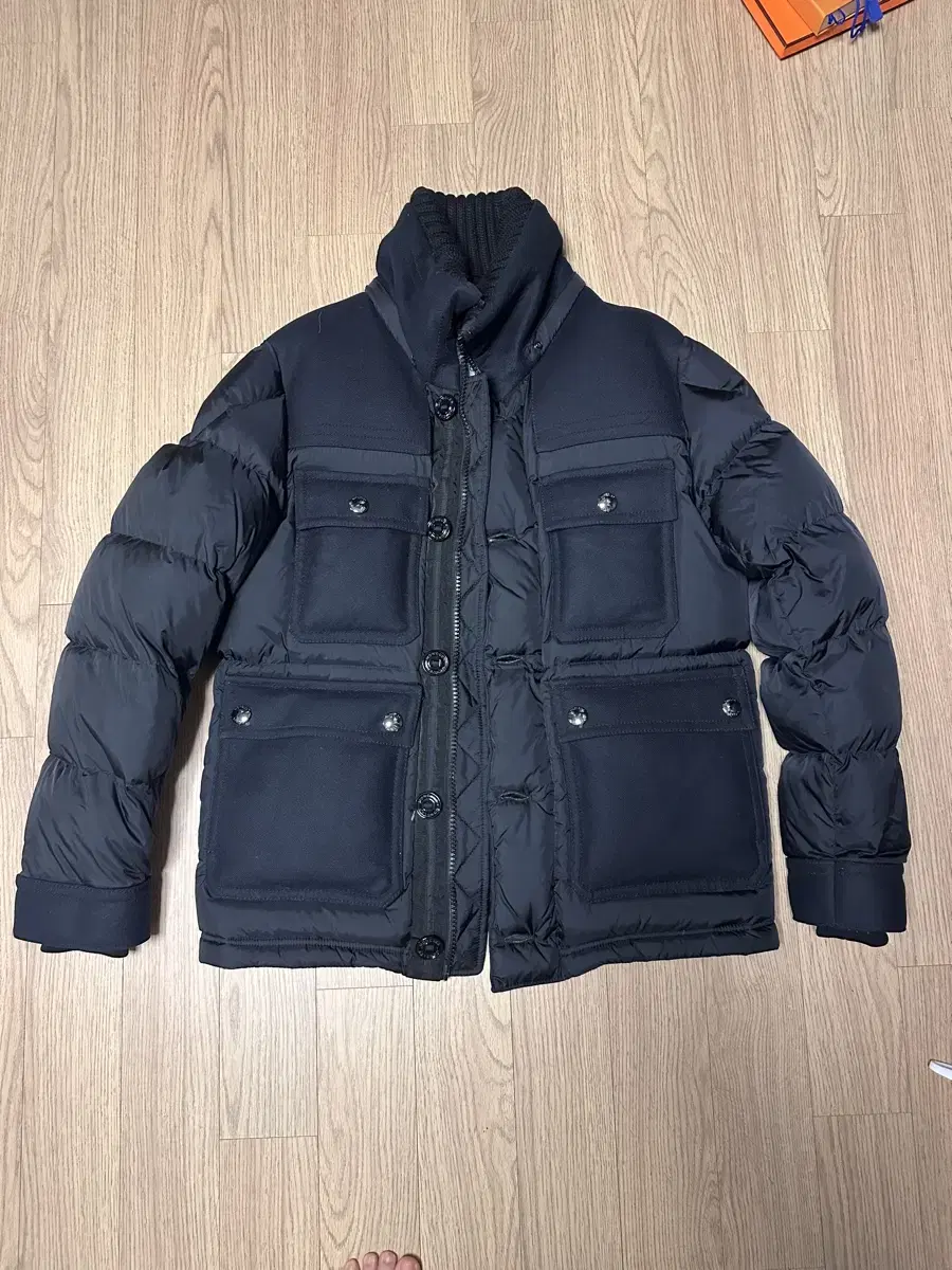 Moncler men's puffer sold (almost new)