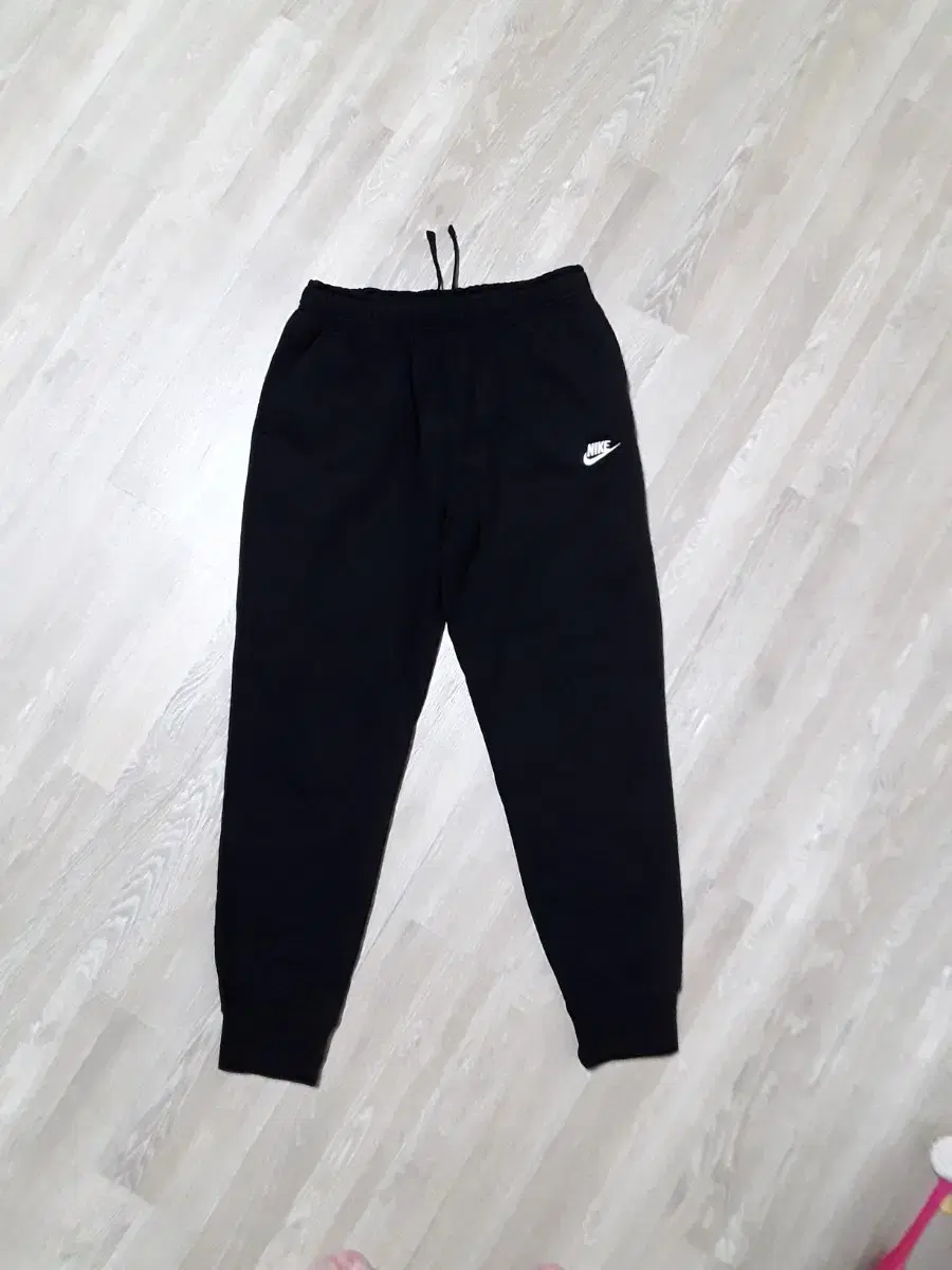 Nike Jogger Pants Black Sweatpants Size XL Winter Sager