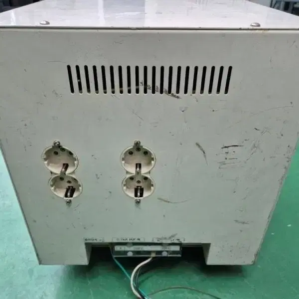 자동전압조정기 AVR 3KVA 동부전원엔지니어링