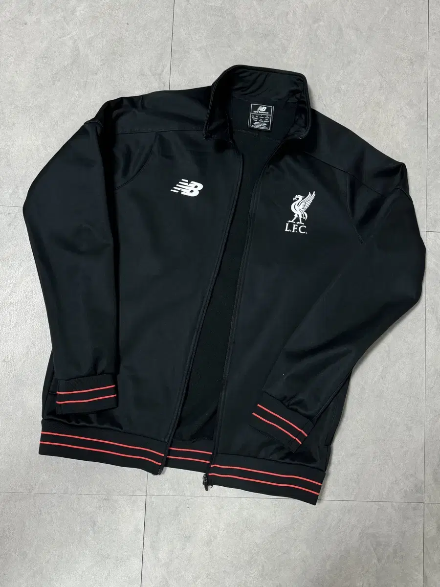 New Balance Liverpool 16/17 Brushed Tracktop Jersey XL