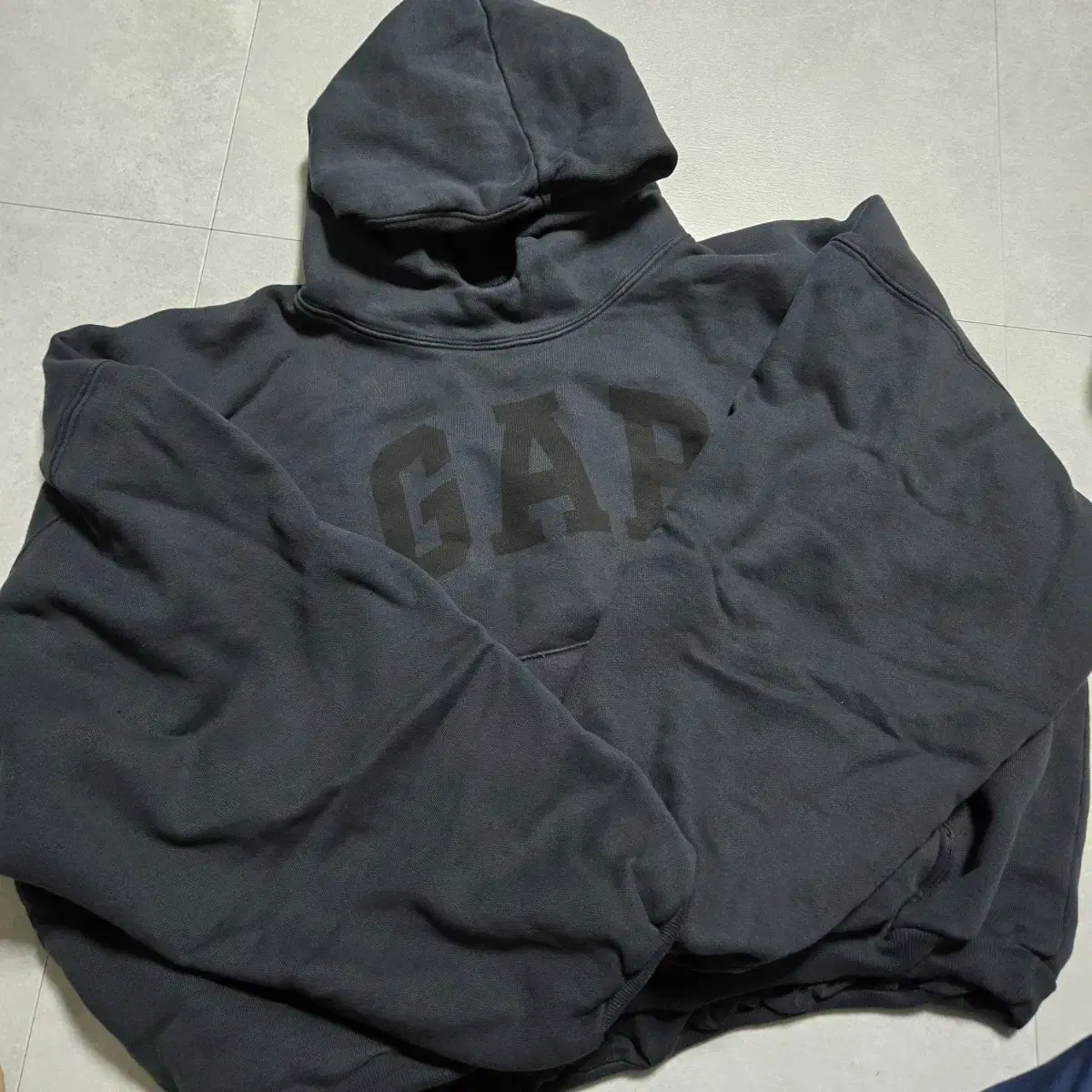 E.JI Gap Hoodie Washed Black New M