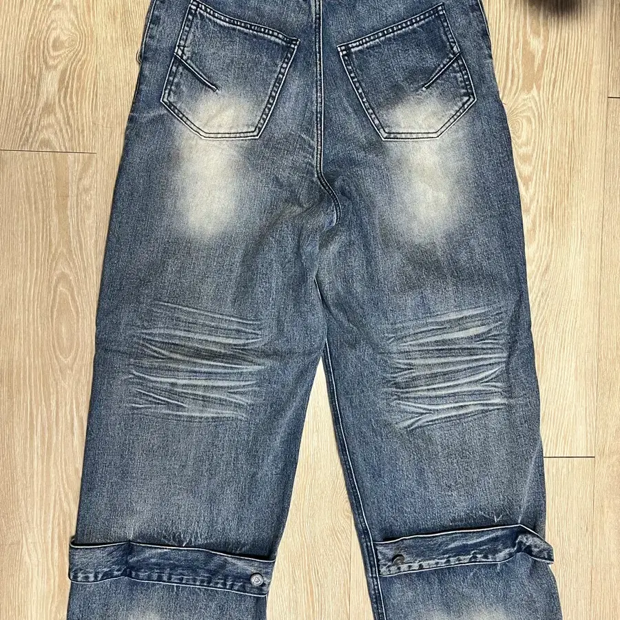 본바트 Bold Incison Wide Jeans