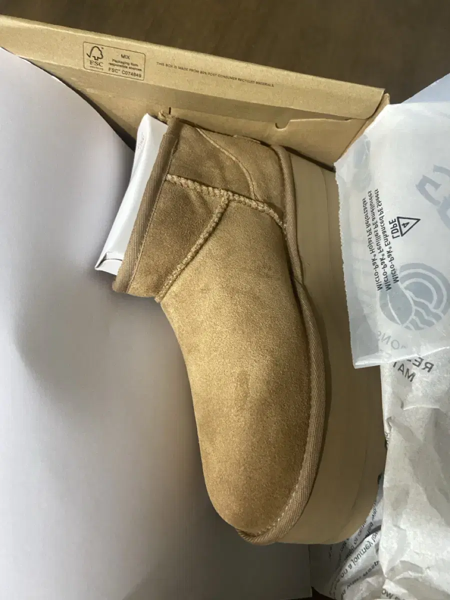 어그(UGG) W CLASSIC ULTRA MINI PLATFORM(W/